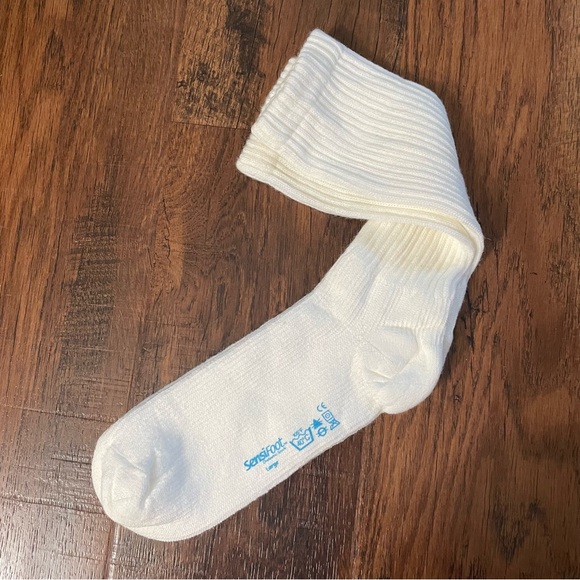 SENSIFOOT compression diabetic socks, size Large, NWOT - Picture 2 of 5